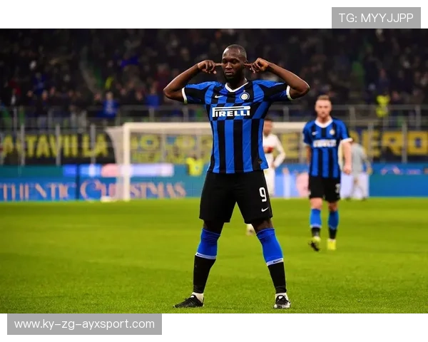 卢卡库远射打穿防守，强力一击改写局势